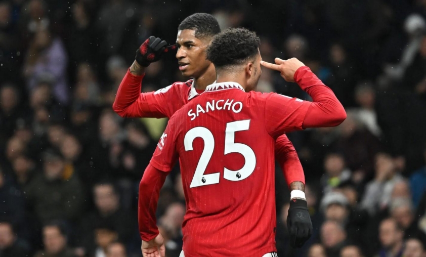 Sancho lại khiến fan MU nóng mắt